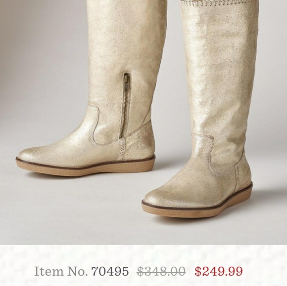 🌿GOLD BRUSHED BOOTS🌿 - Picture 2 of 7